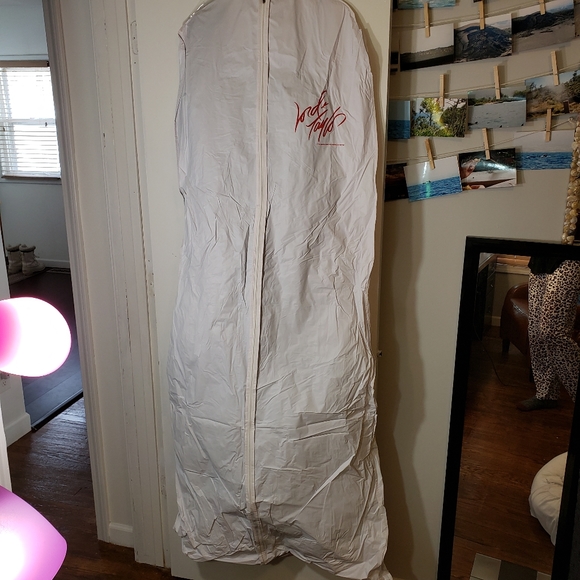 Evening Gown - Picture 7 of 7